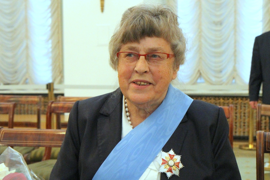 Profesor Grażyna Świątecka